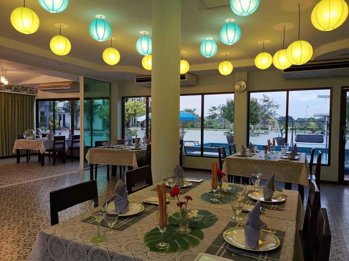 Menam Resort Nakhon Pathom Εξωτερικό φωτογραφία