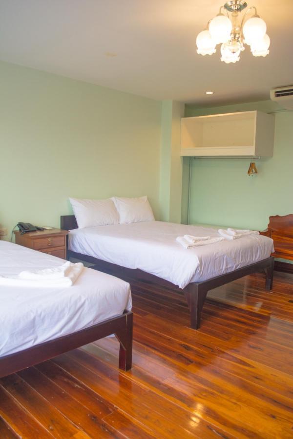 Menam Resort Nakhon Pathom Εξωτερικό φωτογραφία