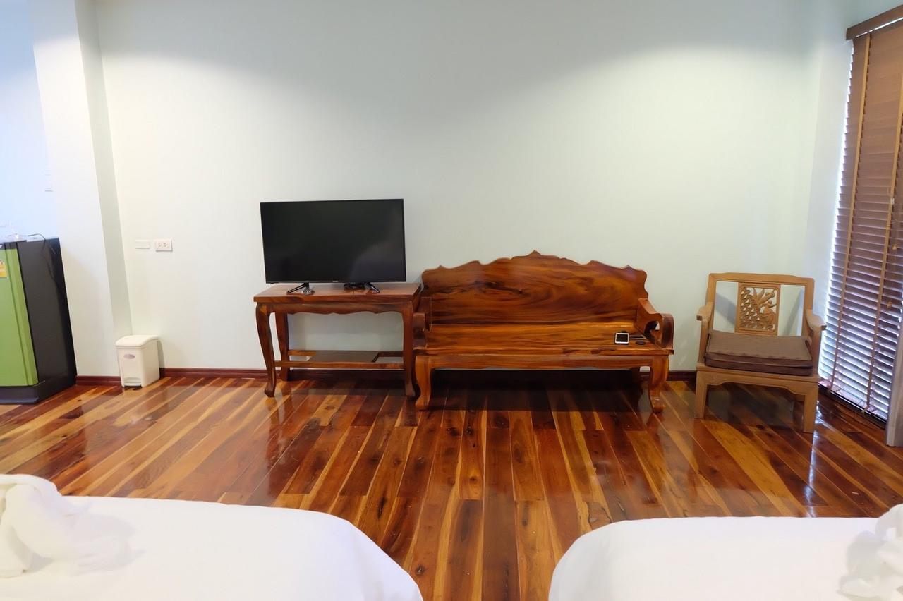 Menam Resort Nakhon Pathom Εξωτερικό φωτογραφία