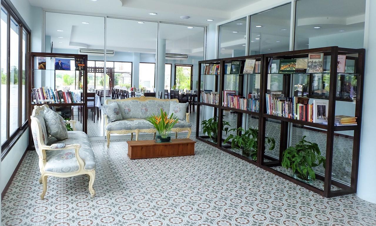 Menam Resort Nakhon Pathom Εξωτερικό φωτογραφία