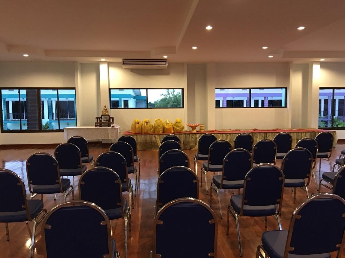 Menam Resort Nakhon Pathom Εξωτερικό φωτογραφία