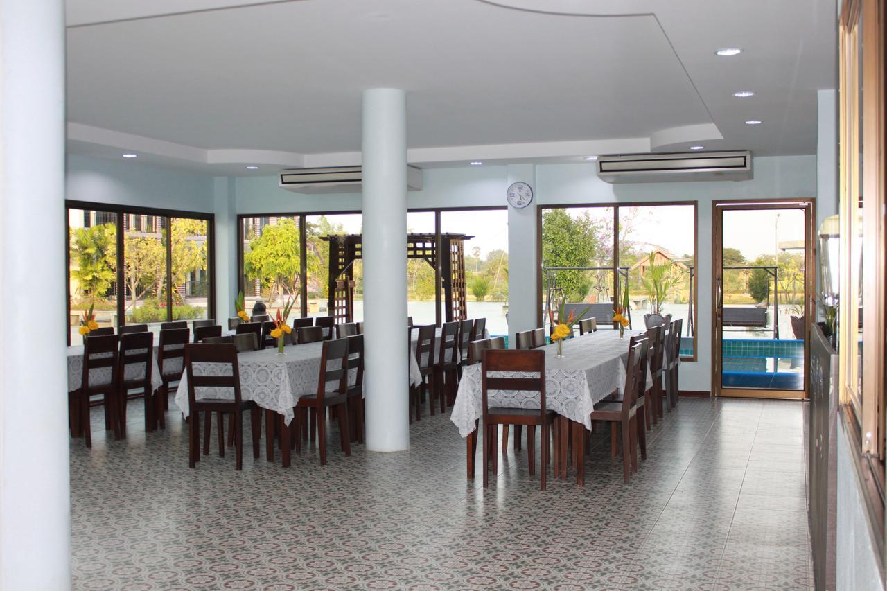 Menam Resort Nakhon Pathom Εξωτερικό φωτογραφία